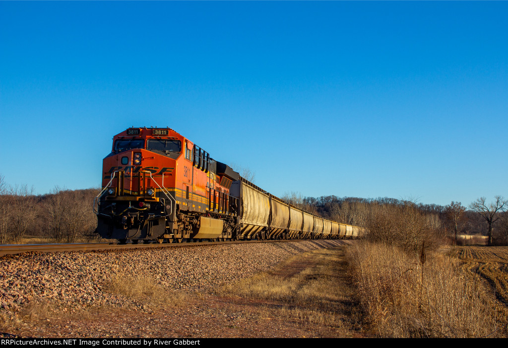 BNSF 3811